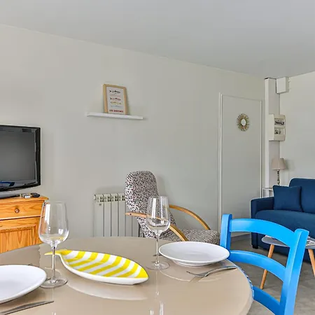 Cozy Walk To Ocean Market & Cafes Apartmán Saint-Hilaire-de-Riez